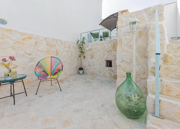 Daire Extravacanza Dipinto Di Blu *