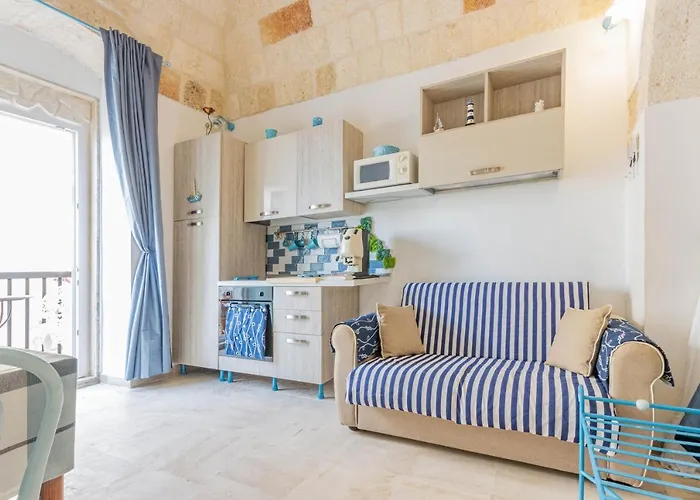 Extravacanza Dipinto Di Blu * Polignano a Mare